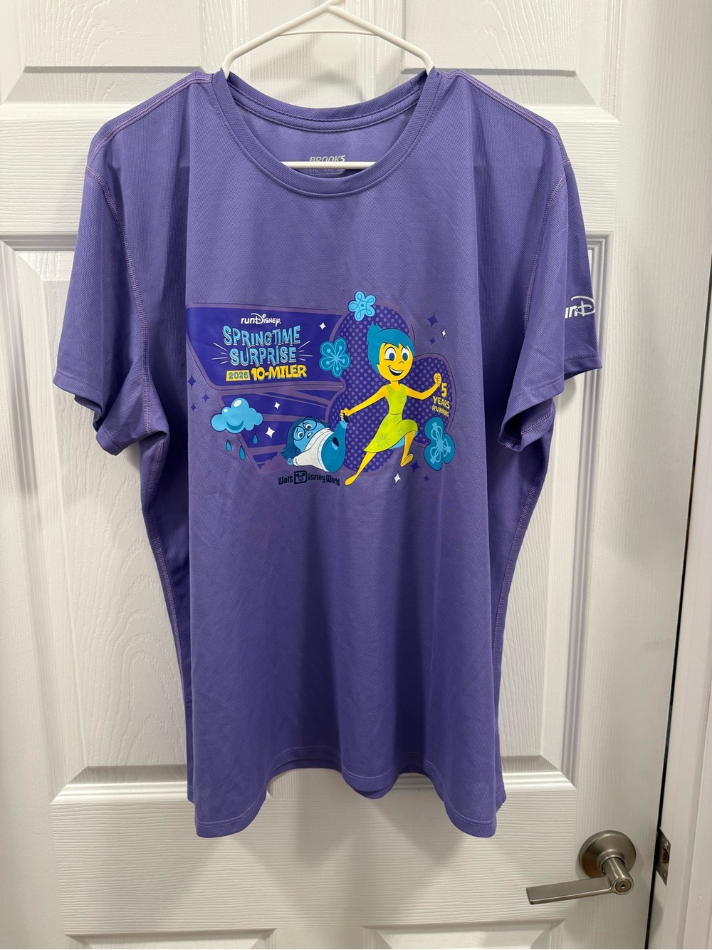 RunDisney 2026 Springtime Surprise 10-miler race shirt size Women’s XXL